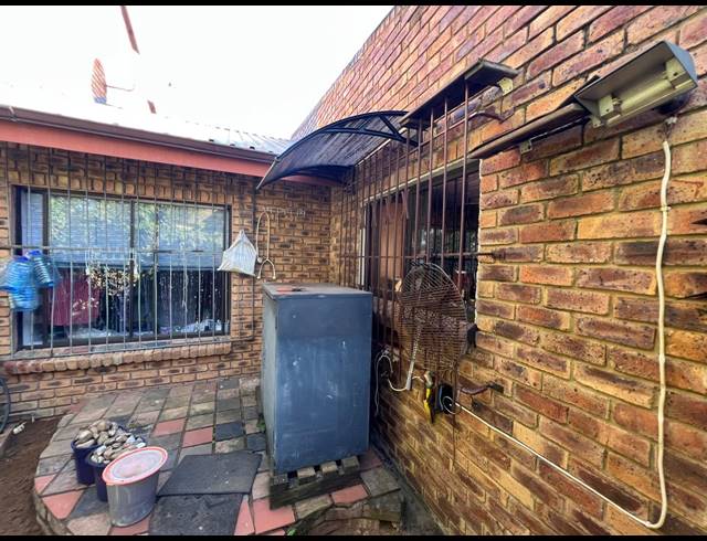 3 BEDROOM TOWNHOUSE FOR SALE IN MISTY BAY